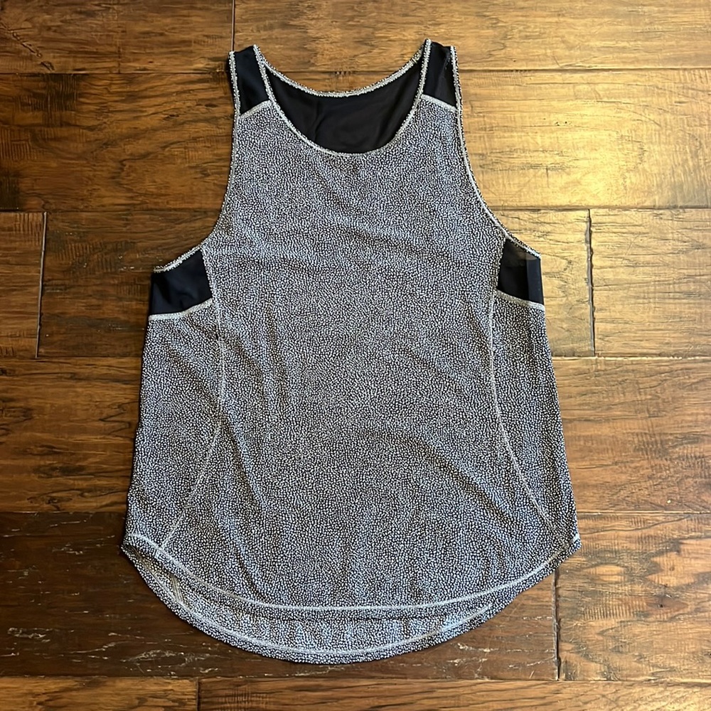 Lululemon workout tank